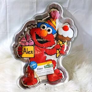 WILTON Sesame Street Elmo Birthday Metal Cake Pan